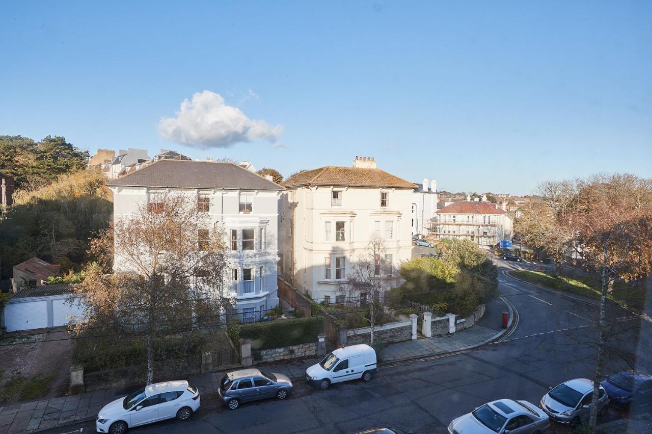 Gorgeous Sea View Apartment 5 Mins To The Beach St Leonards-on-Sea Kültér fotó